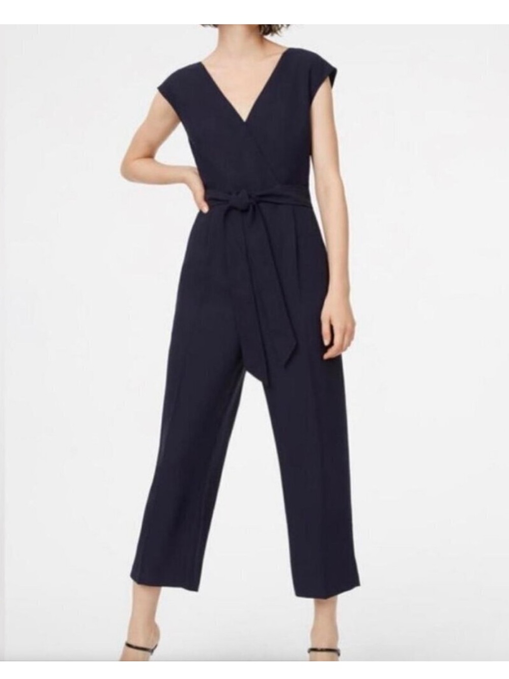 Club Monaco Lorenny Navy Blue Sleeveless V-Neck Jumpsuit with Waist Tie 00